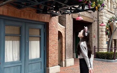 女生喊疼男生越往里寨的电影